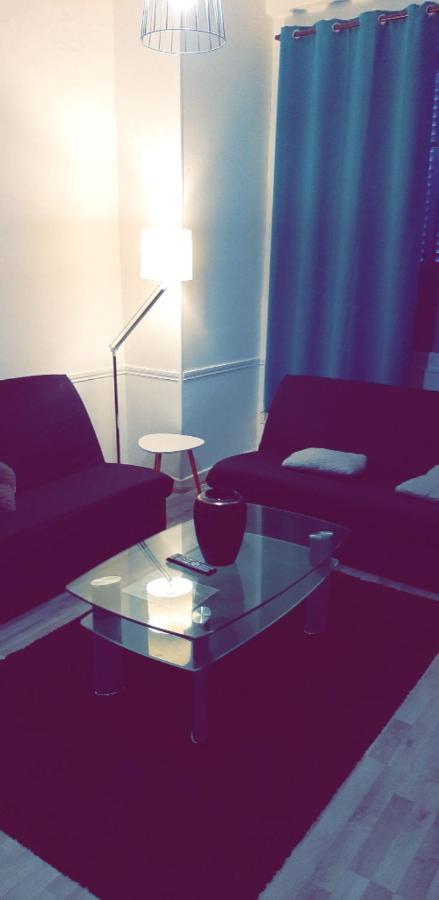 Appartement 48M2 Pour 6 Personnes Au Centre Ville Historique Avec Parking Gratuit Et Une Borne De Recharge Pour Voiture A 10 Metres อาวาลง ภายนอก รูปภาพ